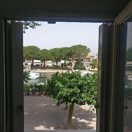 Charmant Appartement Avec Vue Marina Saint-Cyprien  Bagian luar foto
