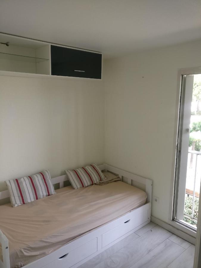 Charmant Appartement Avec Vue Marina Saint-Cyprien  Bagian luar foto