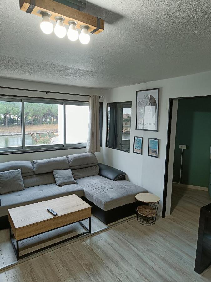 Charmant Appartement Avec Vue Marina Saint-Cyprien  Bagian luar foto